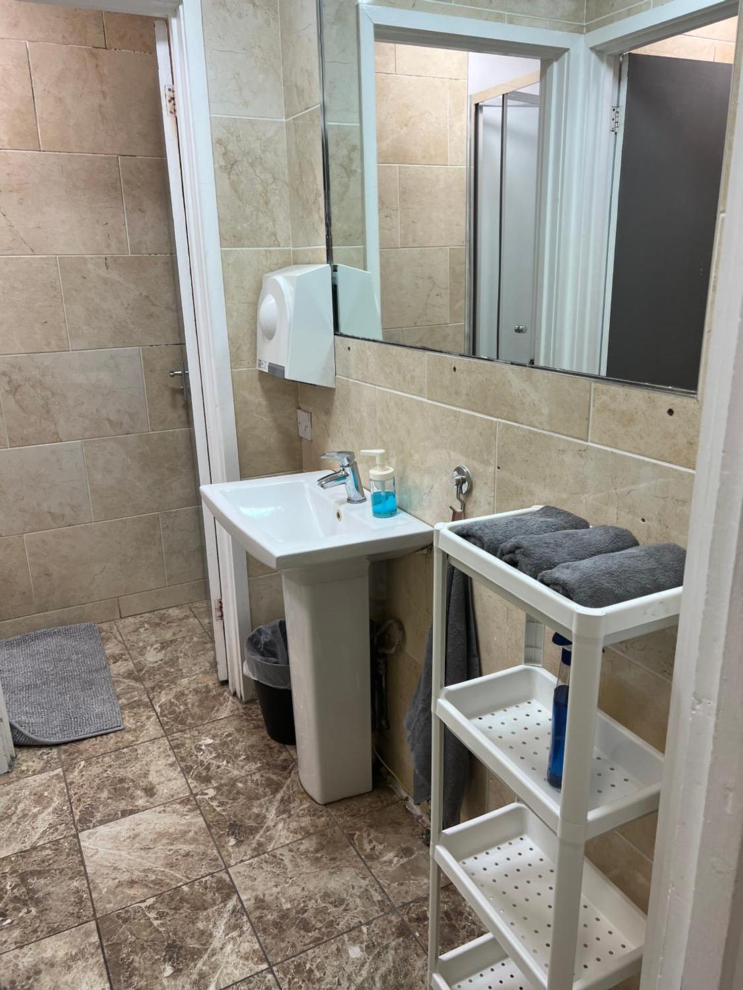 Double Room,1540190092:JPEG