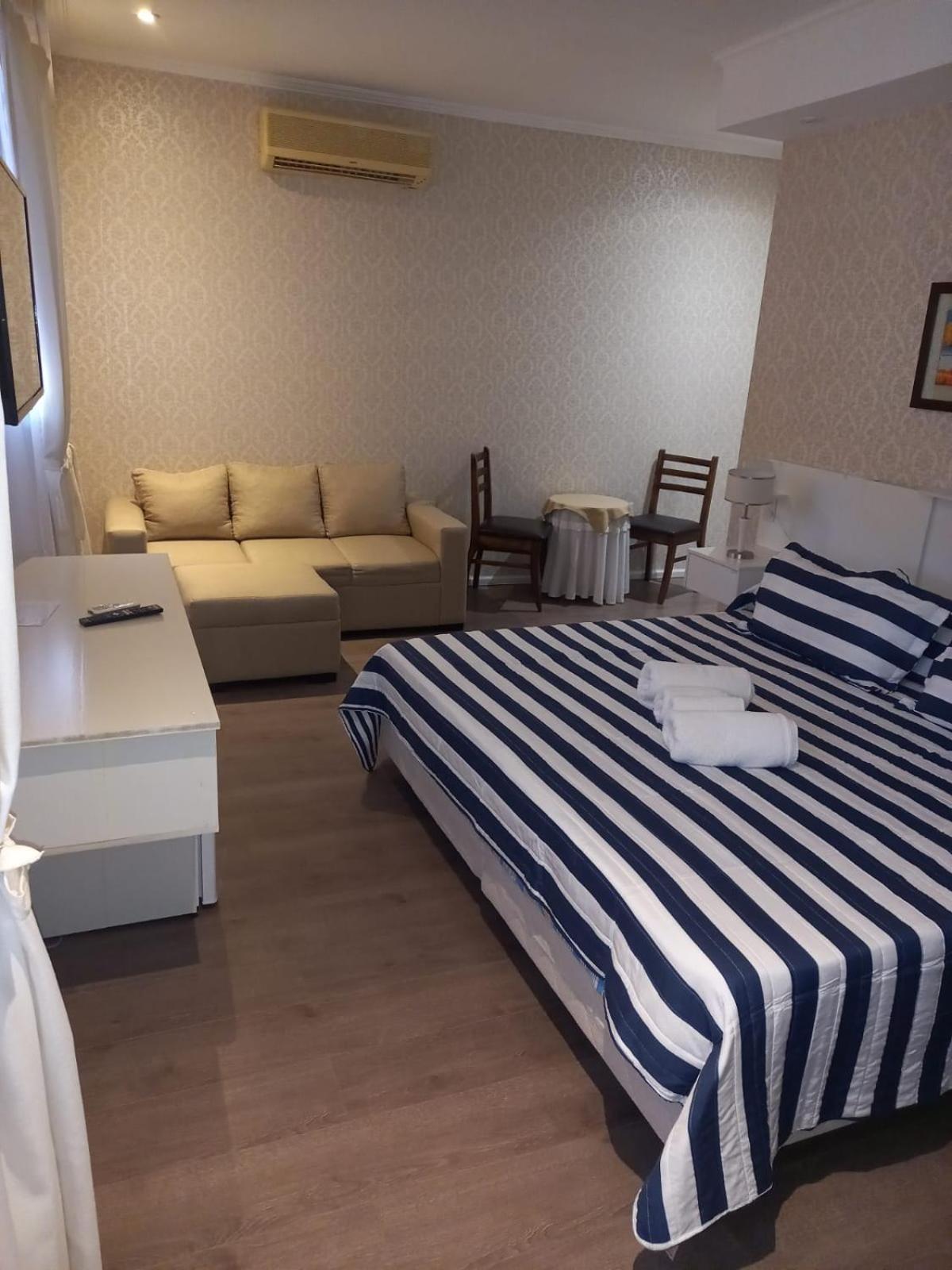 Suite con bañera de hidromasaje - Cama extragrande