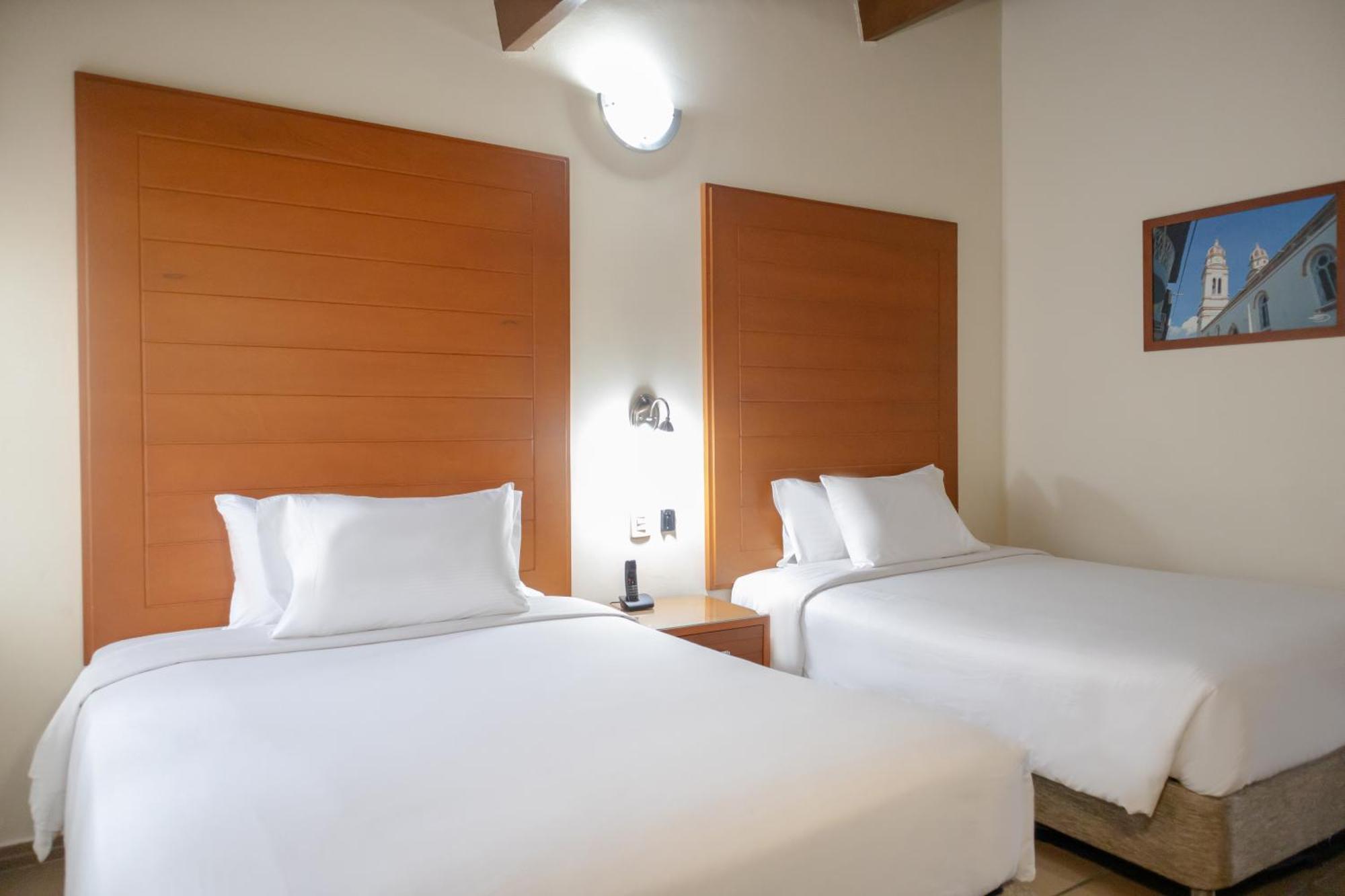 Habitación doble Executive con 2 camas dobles - No fumadores