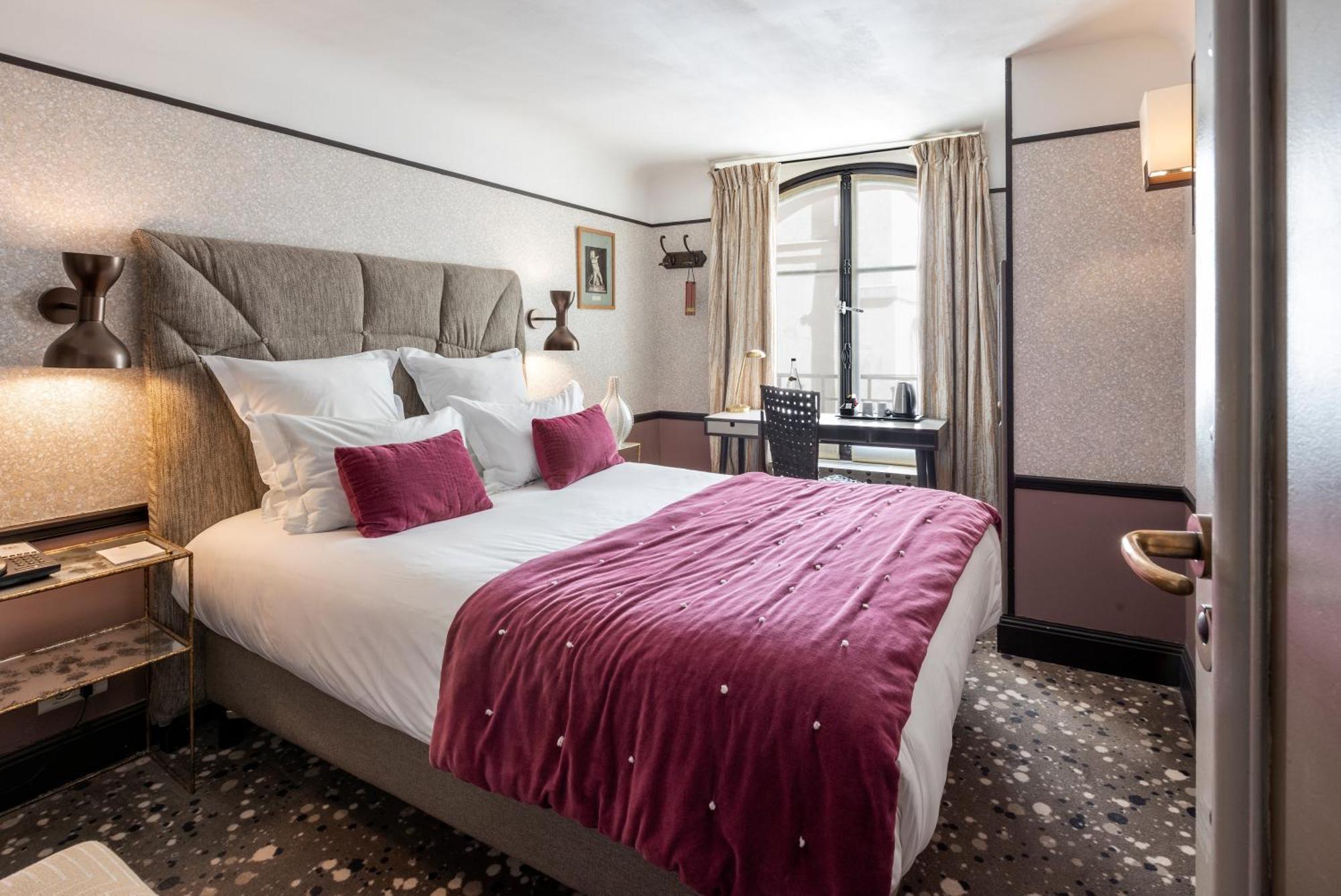 Classic Double Room,1498686157:JPEG