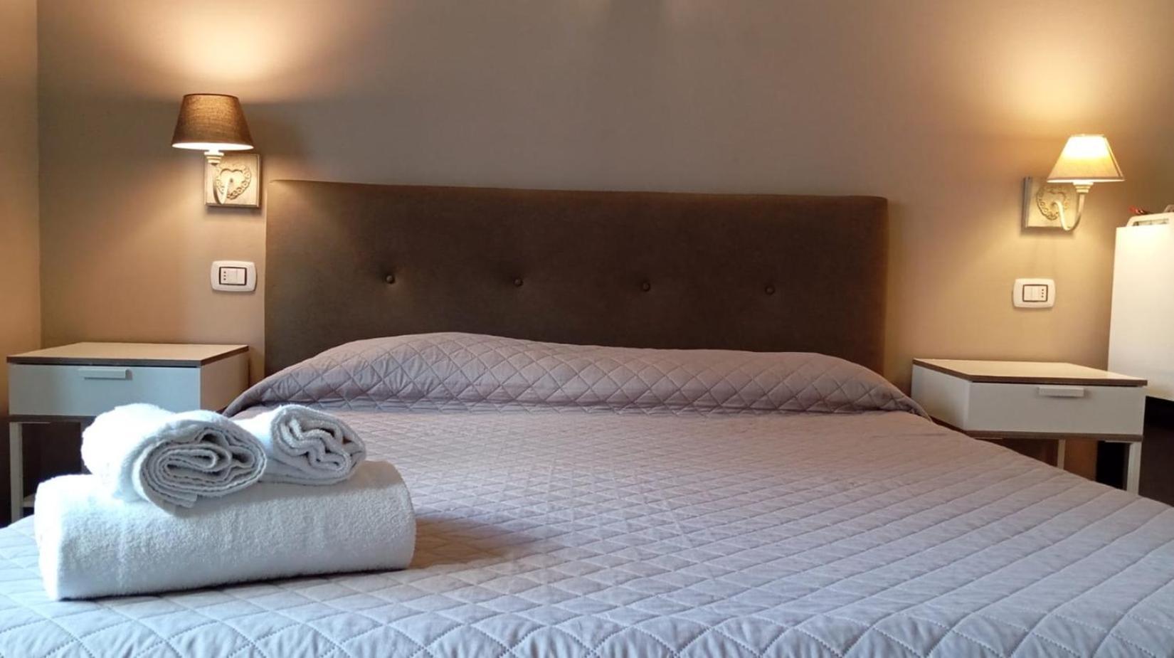 Classic Double Room,1541274862:JPEG