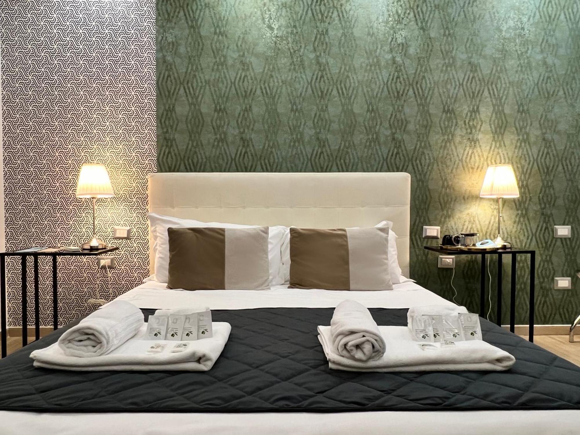 Luxury Triple Room,1541845558:JPEG
