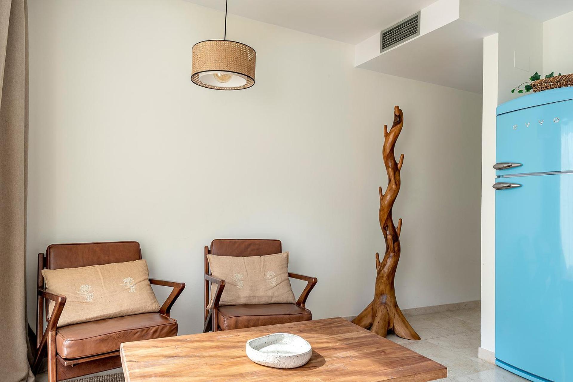 Penthouse Apartment,1541955829:JPEG