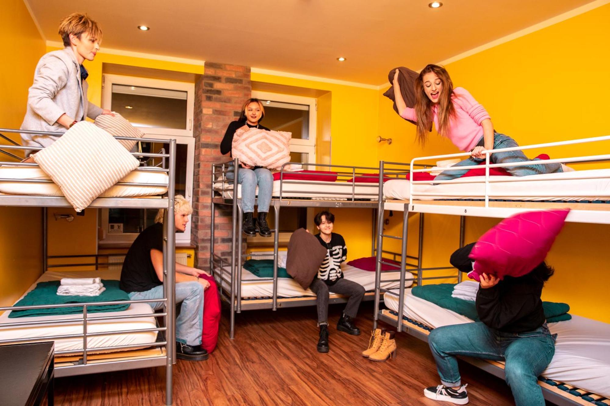 Bed 6-Bed Mixed Dormitory Room,1542159718:JPEG