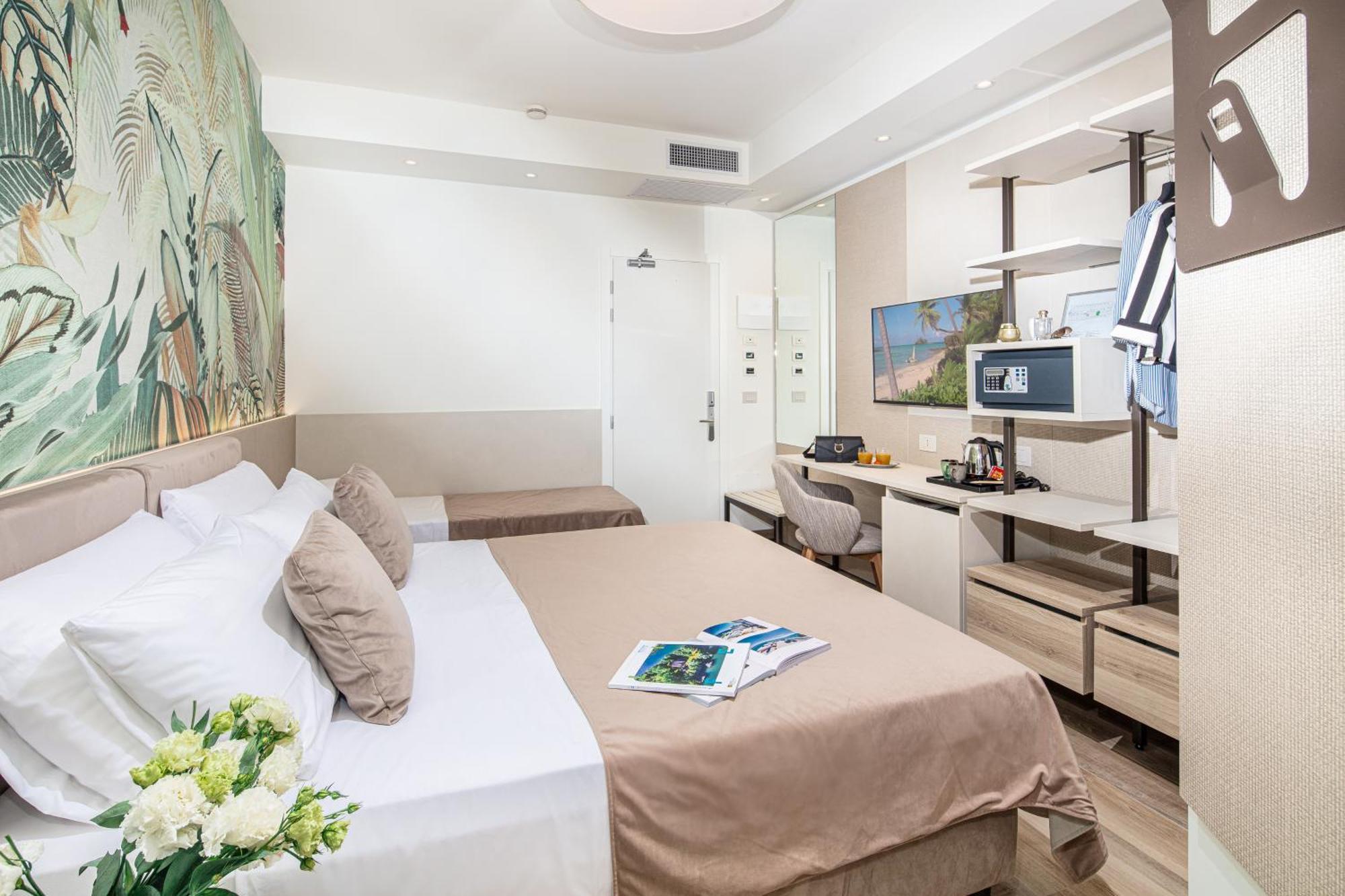 Comfort Triple Room