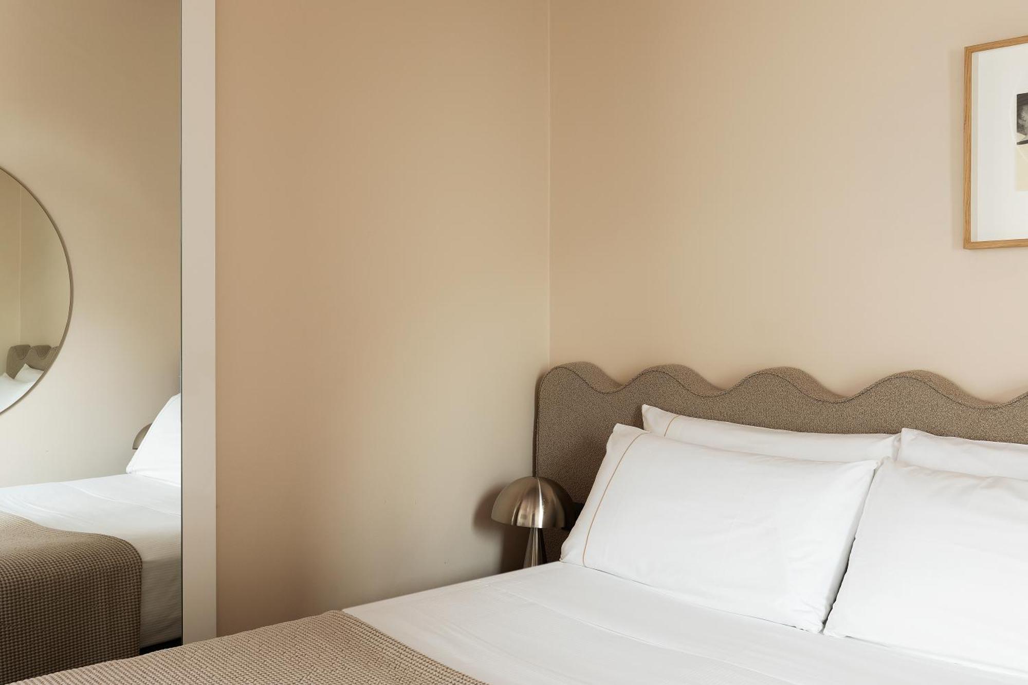 Single Room,1547926411:JPEG
