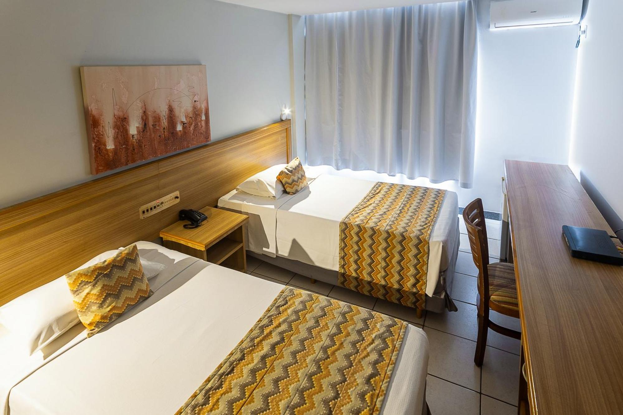 Quarto Superior com 2 Camas de Solteiro