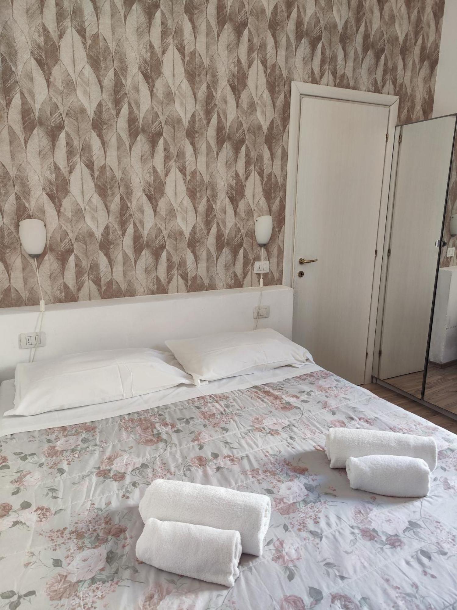 Standard Double Room,1542892294:JPEG