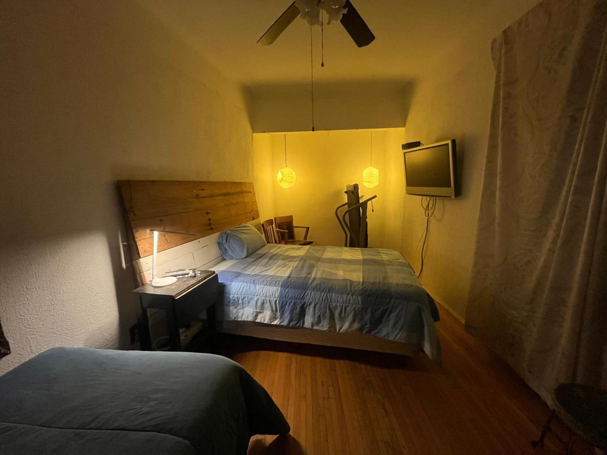 Double Room,1543791727:JPEG