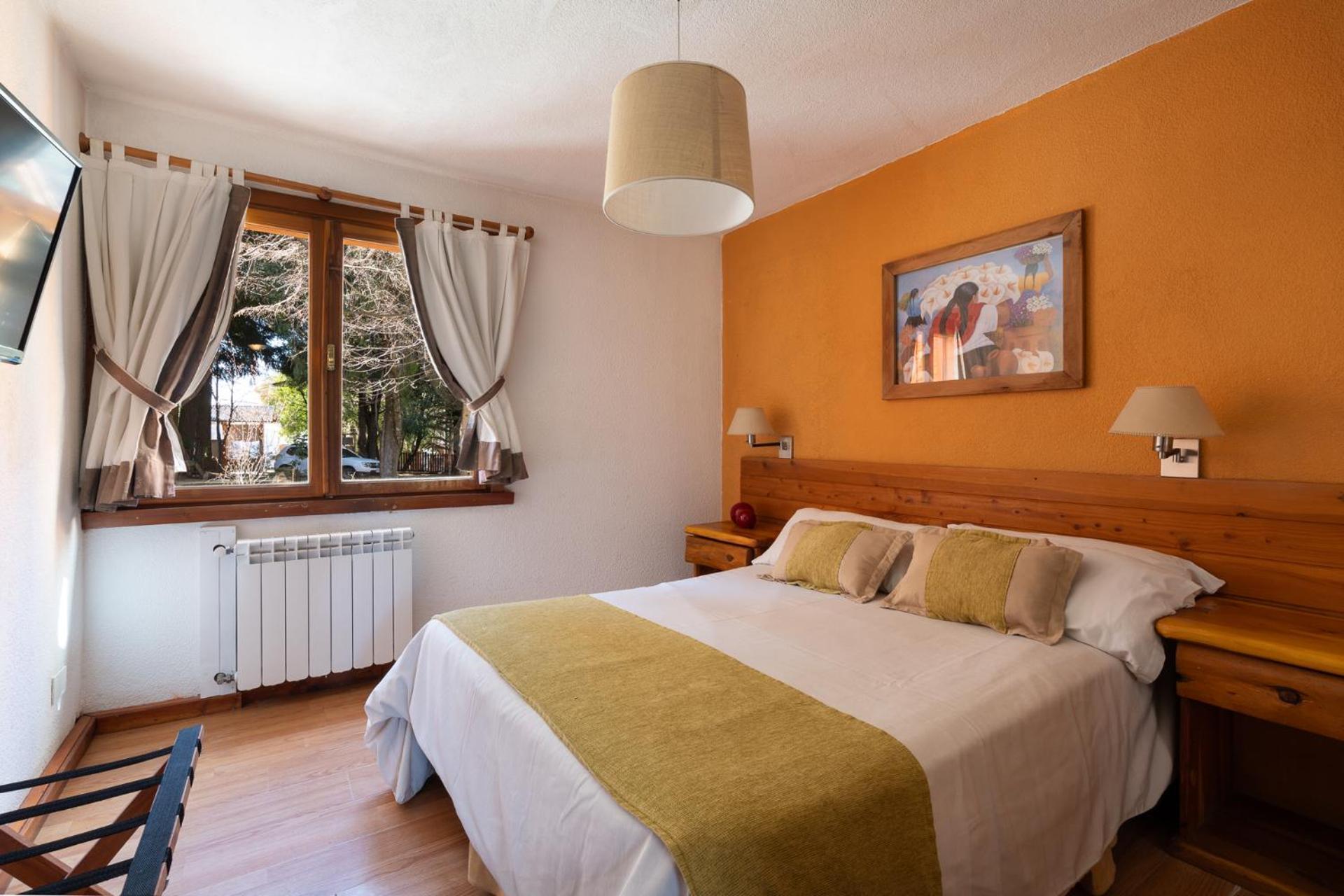 One-Bedroom Apartment,1609313250:JPEG