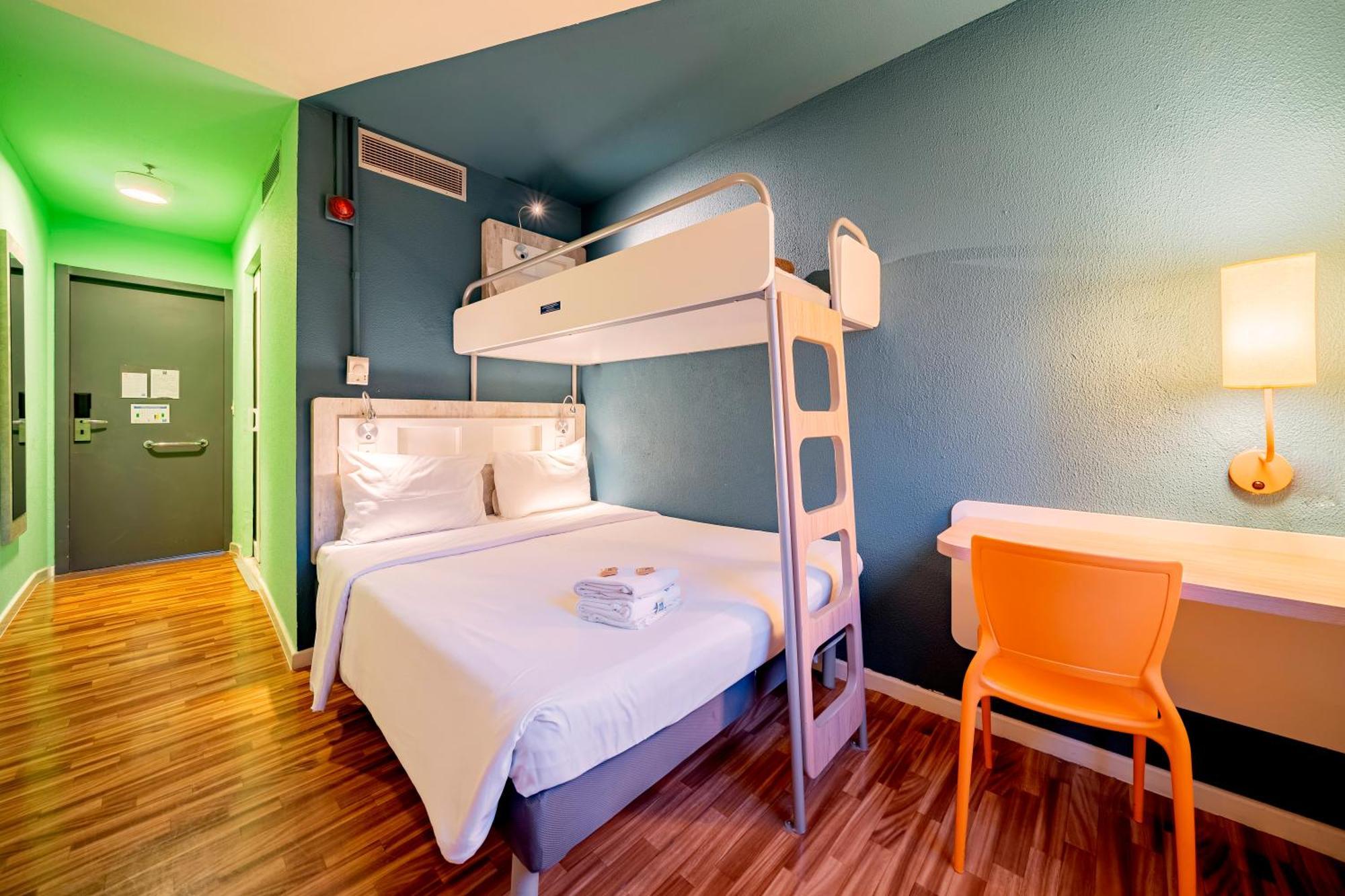 Standard Apartment Overlapping Bed,738880132:JPEG