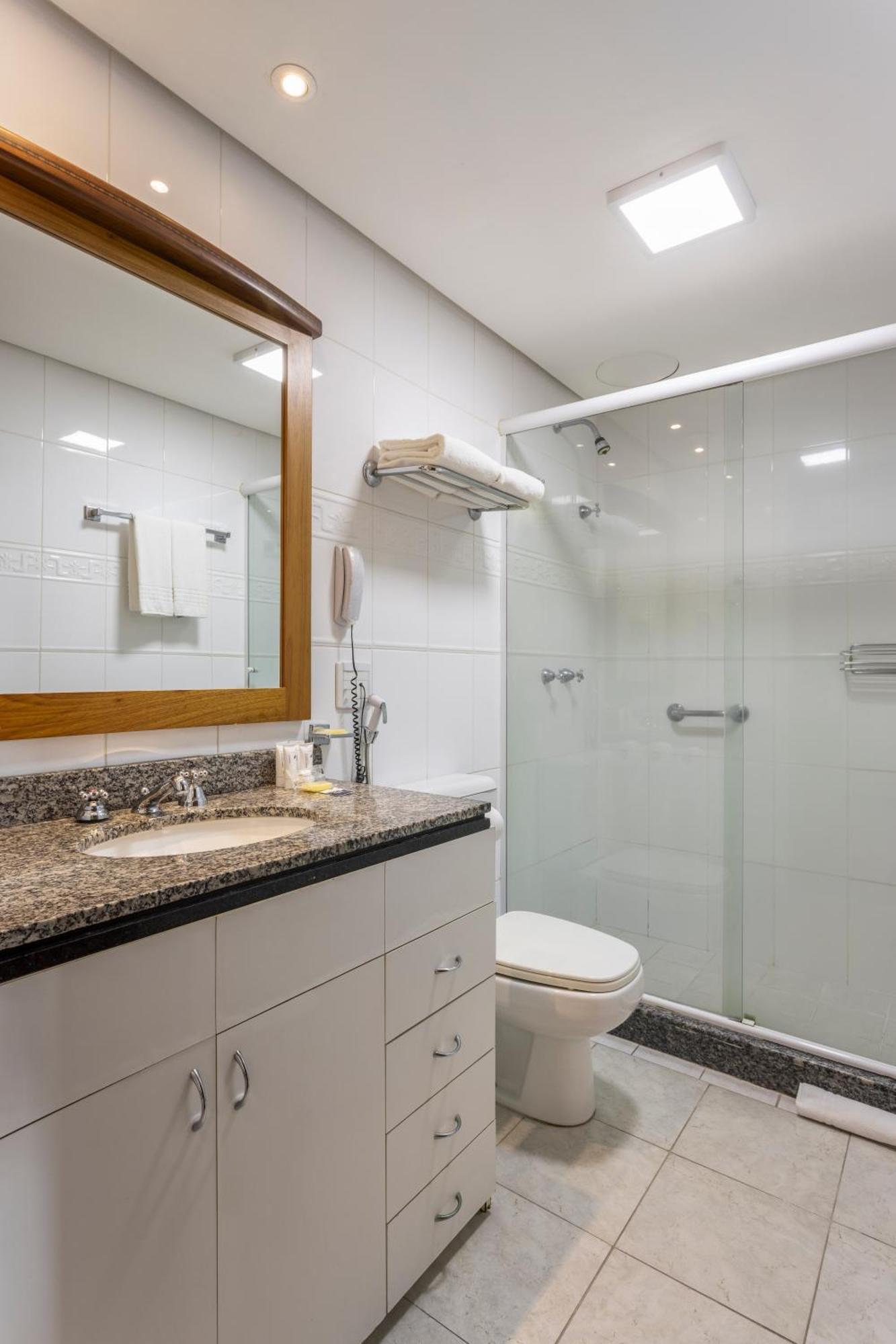 Luxury Suite,1543954492:JPEG