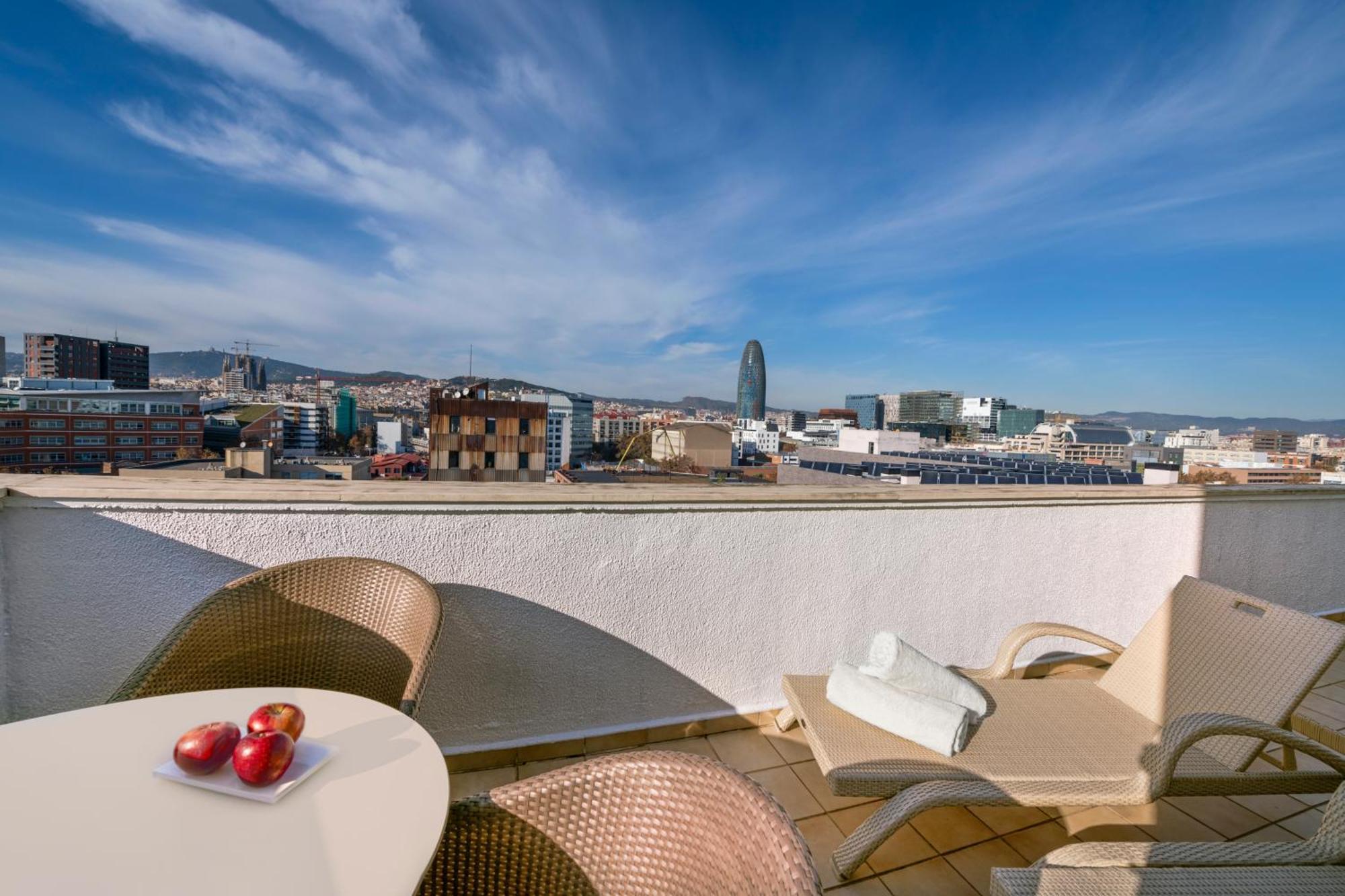 Deluxe Double Room Balcony & Spa access,773271169:JPEG