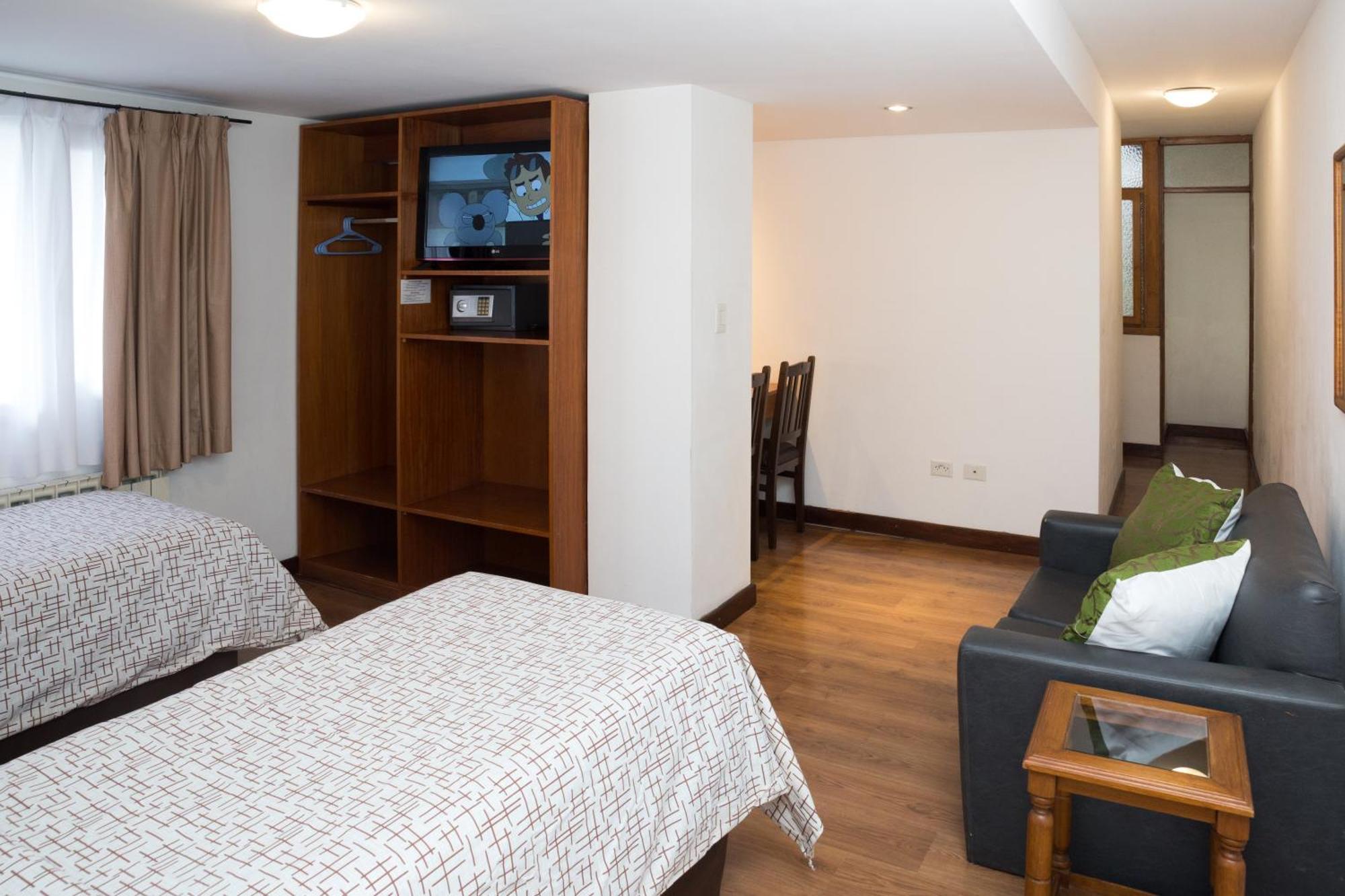 Quadruple Room,1544878090:JPEG