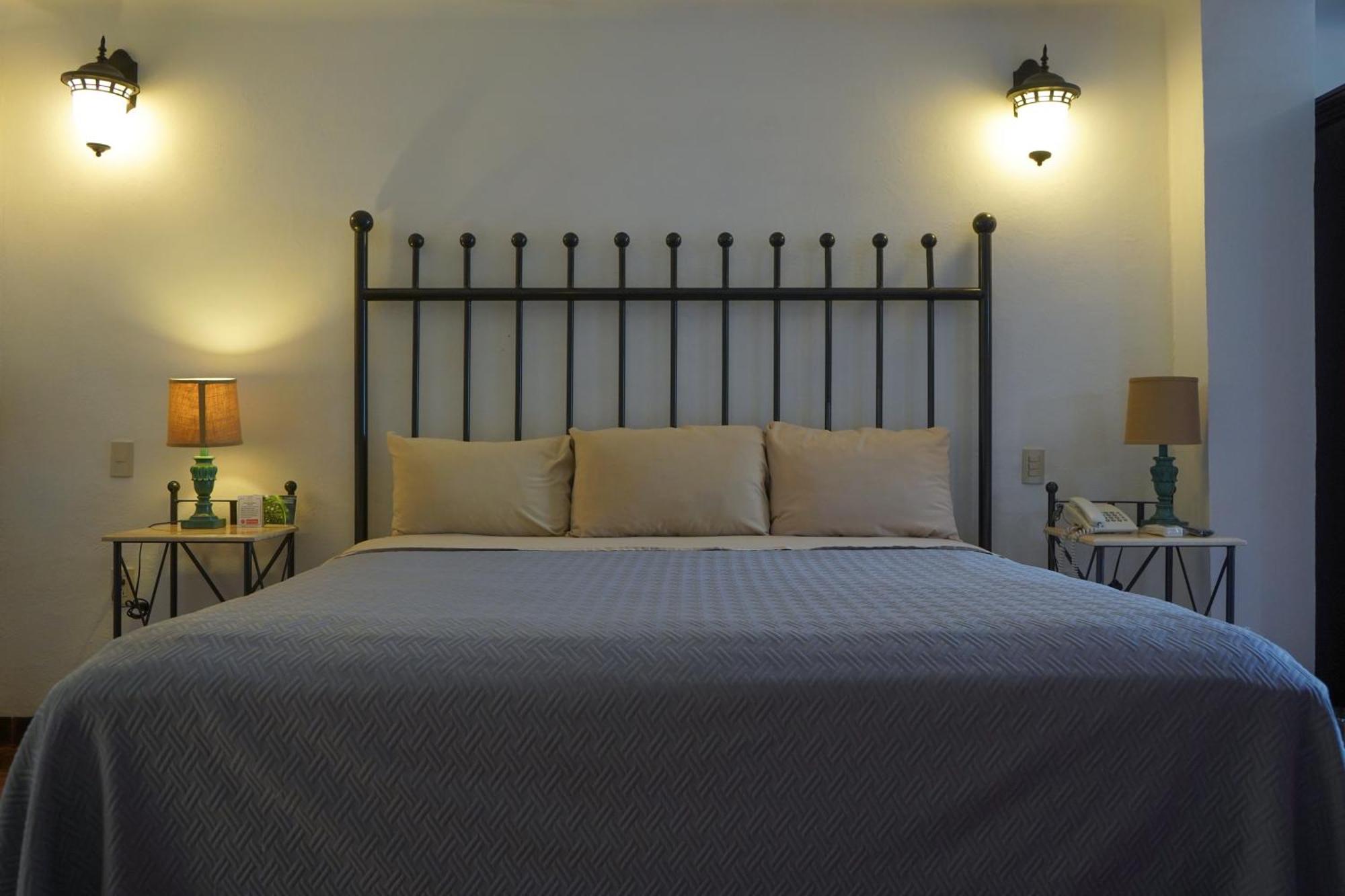 Standard Double Room Fan,1545110041:JPEG