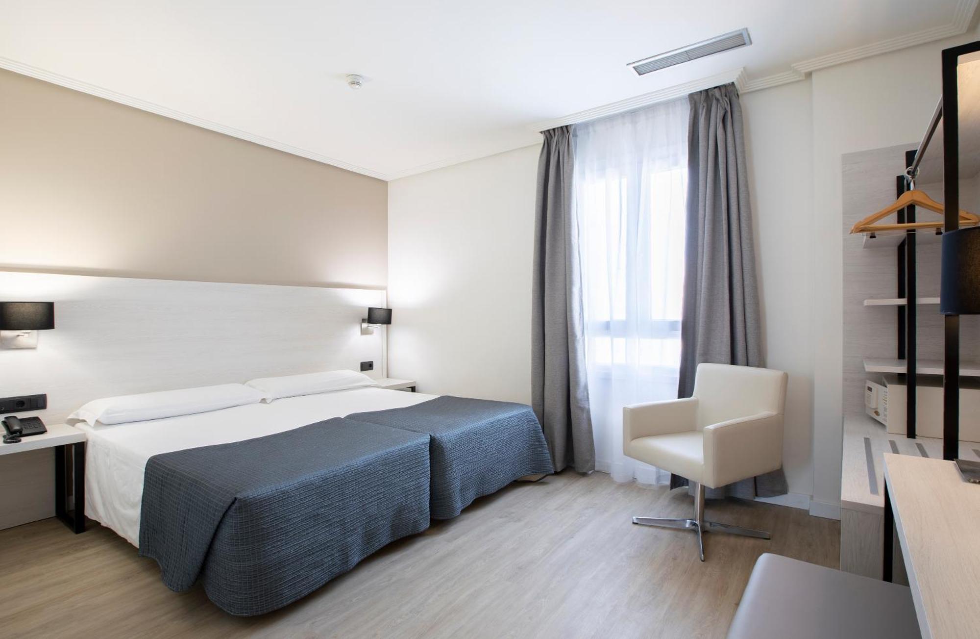 Double or Twin Room,1545181303:JPEG