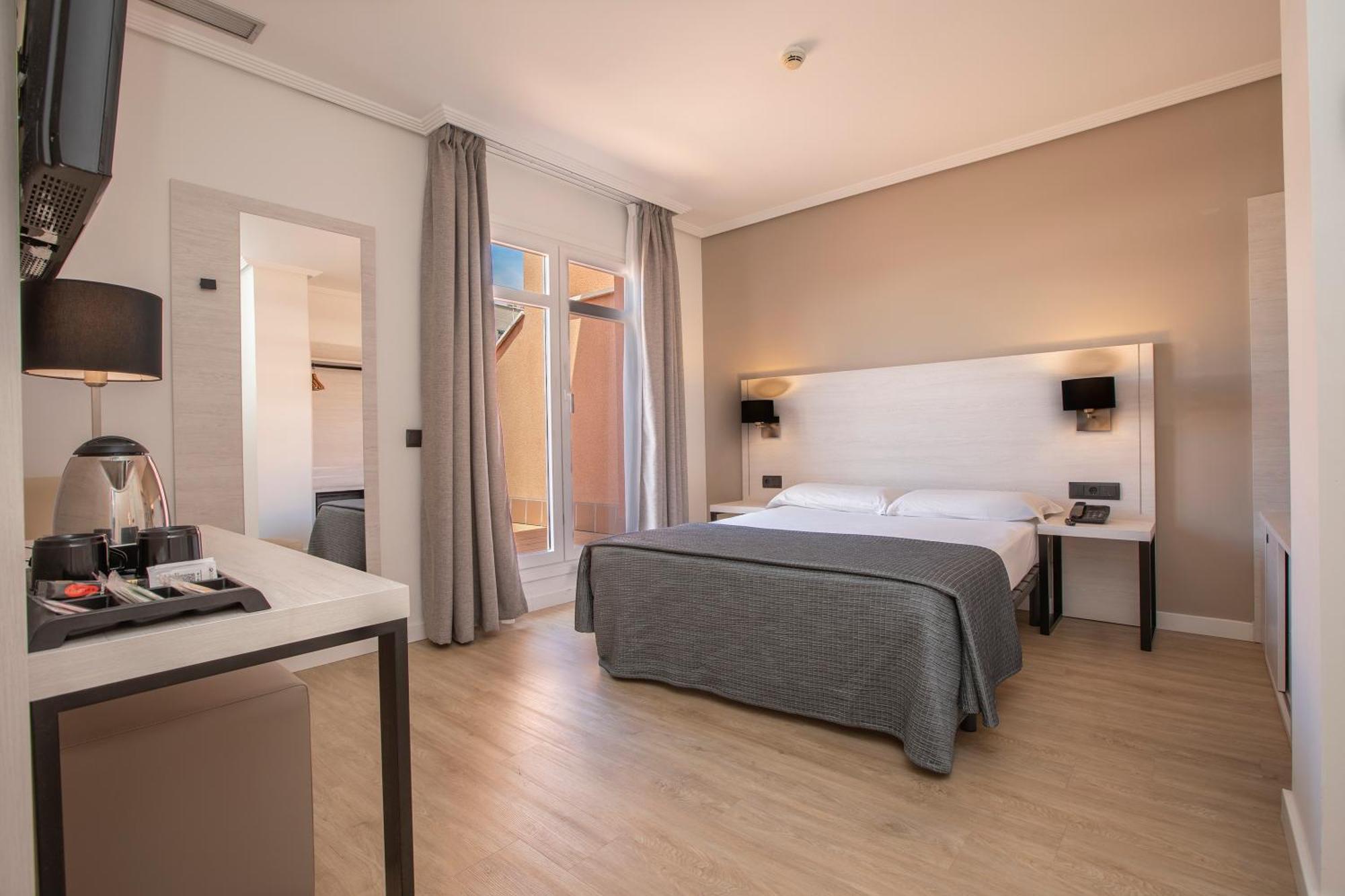 Double or Twin Room Terrace,1545181237:JPEG