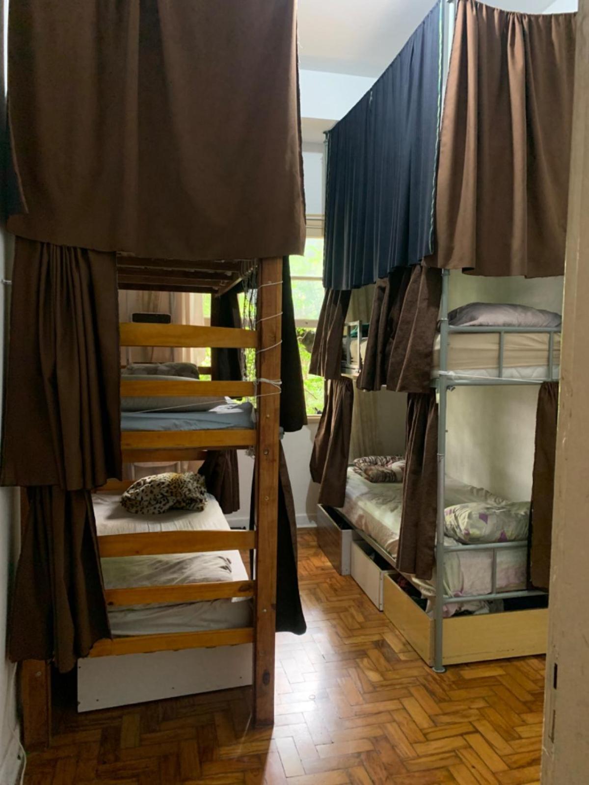 Cama em Dormitório Feminino com 6 Camas