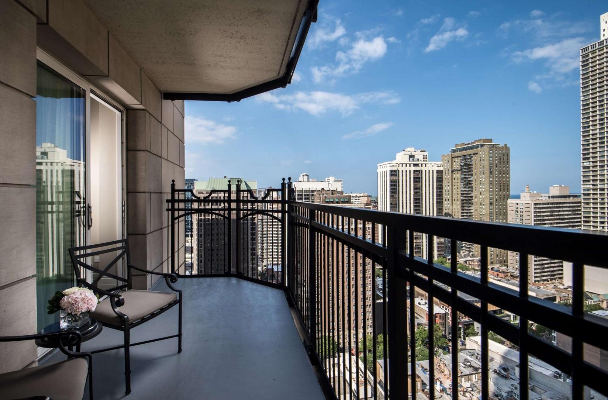 One-Bedroom Suite Fireplace Terrace