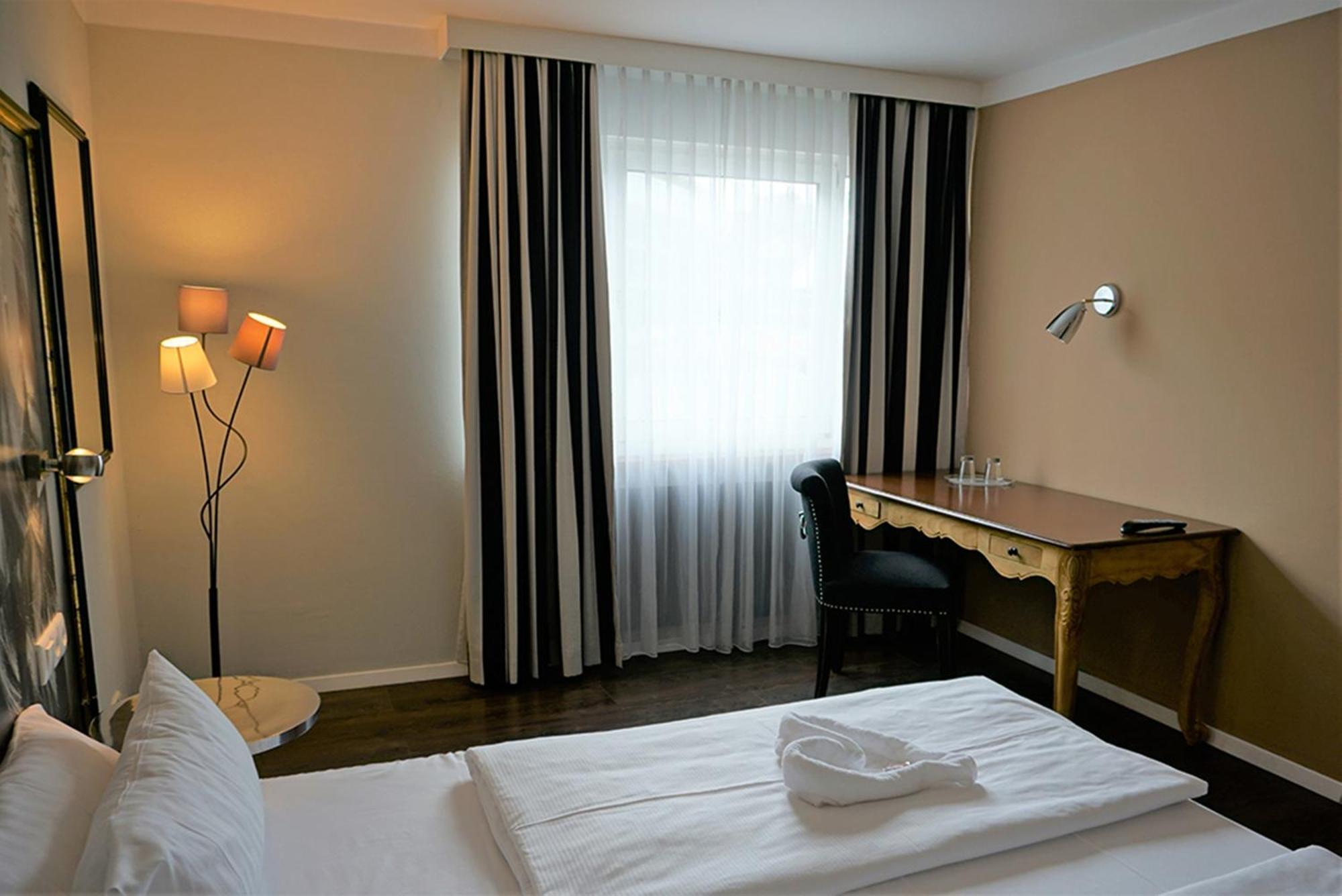 Standard Double Room,1545740359:JPEG