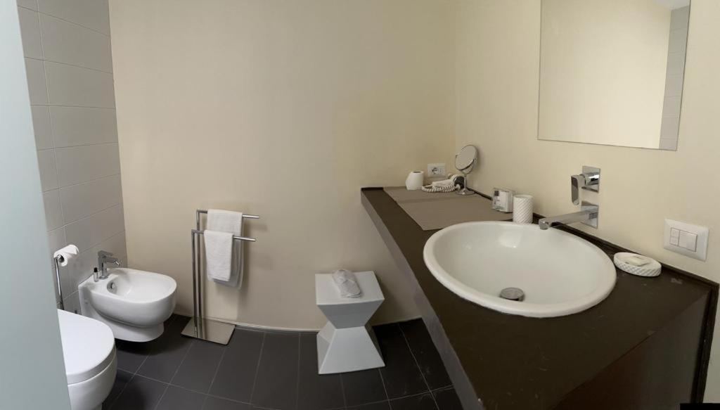 Superior King Room,1547151499:JPEG