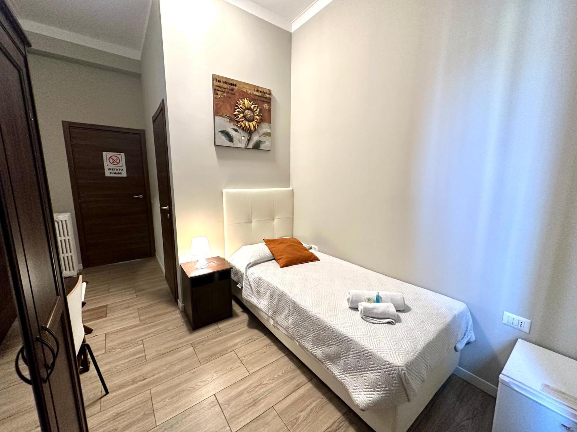 Single Room,1592118244:JPEG