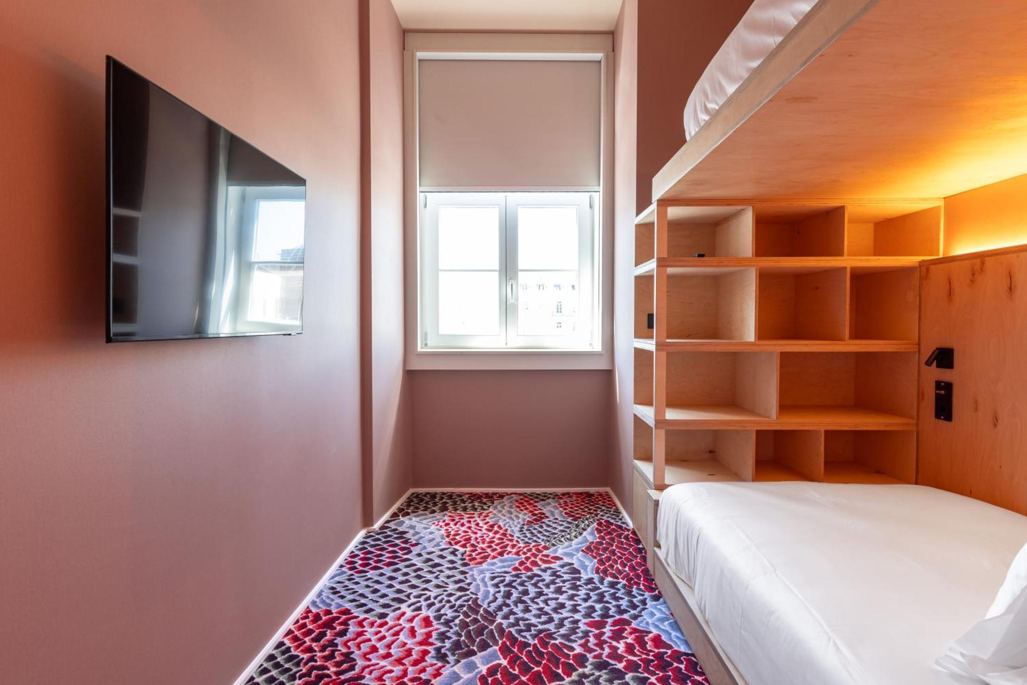 Quarto Superior com 2 Camas de Solteiro