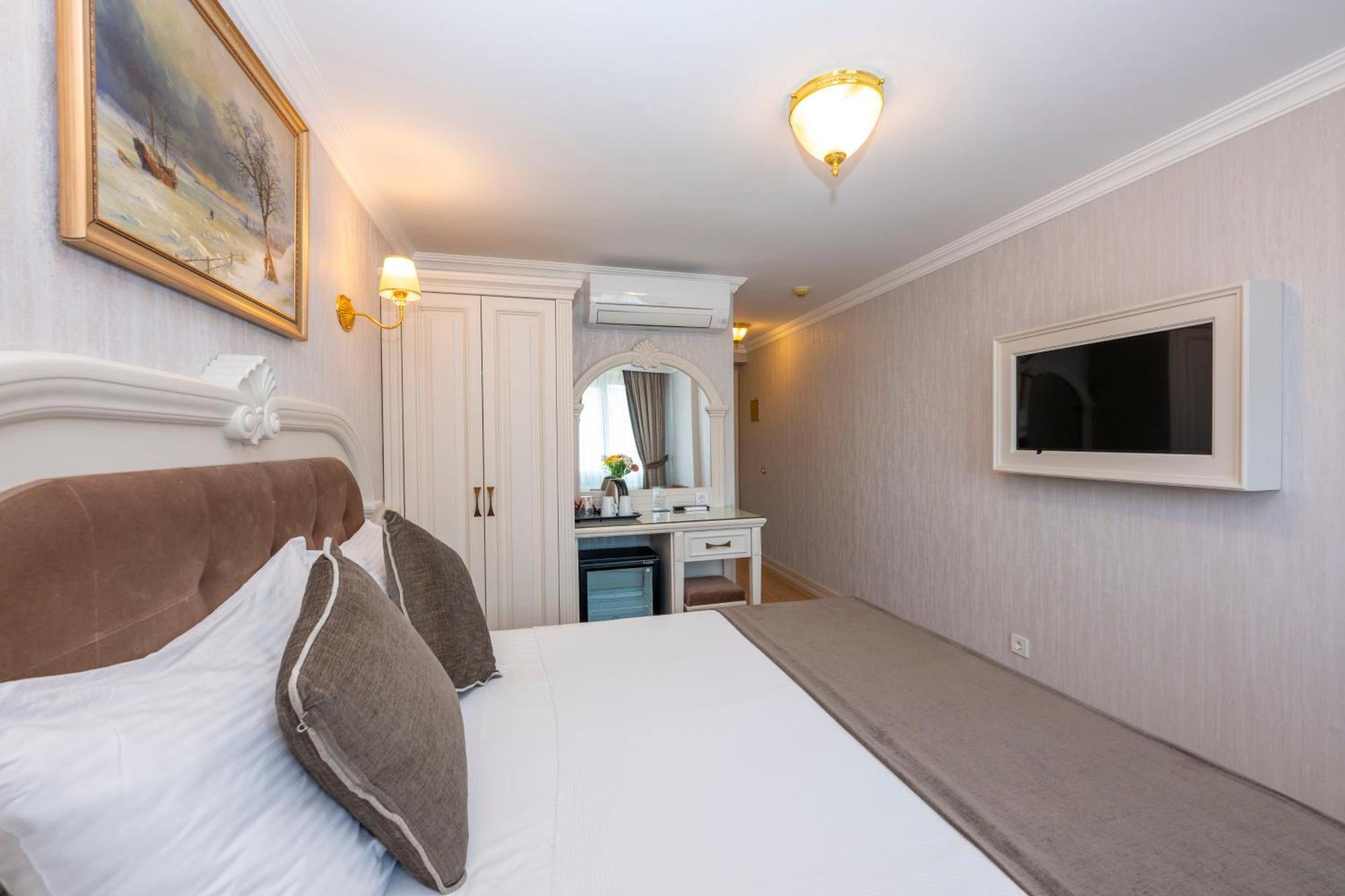 Double Room,1549186390:JPEG