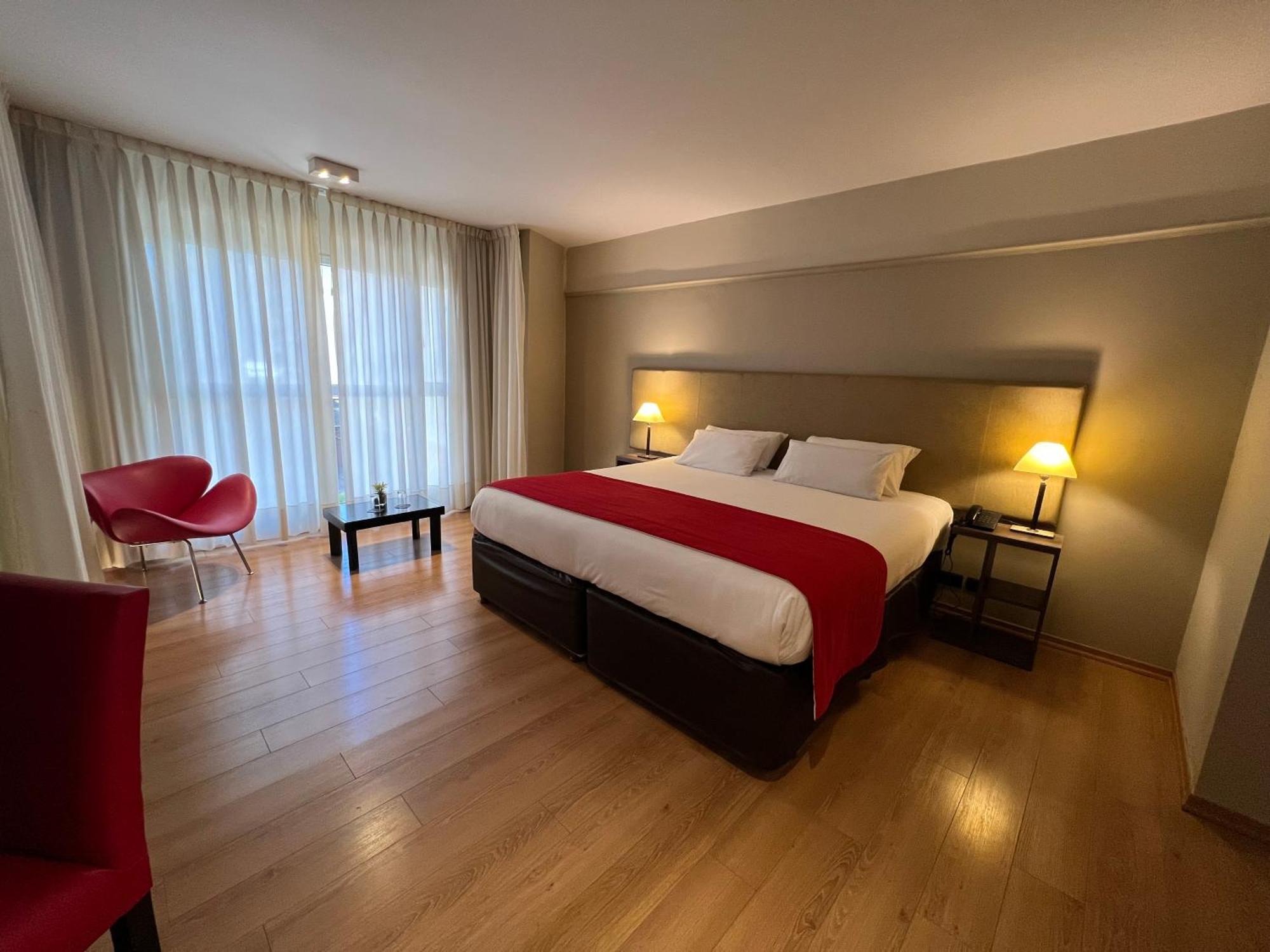 Superior King Room,1549518061:JPEG