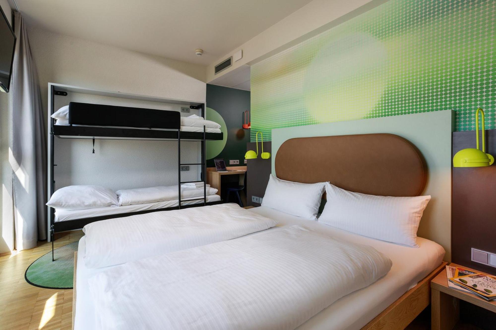 Quadruple Room,1692166459:JPEG