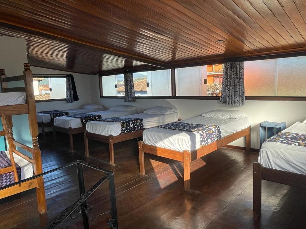 Cama de Solteiro em Dormitório Misto