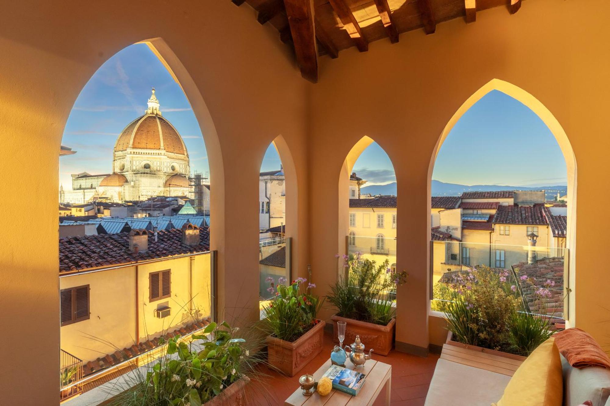 Suite Terrace,1550573719:JPEG