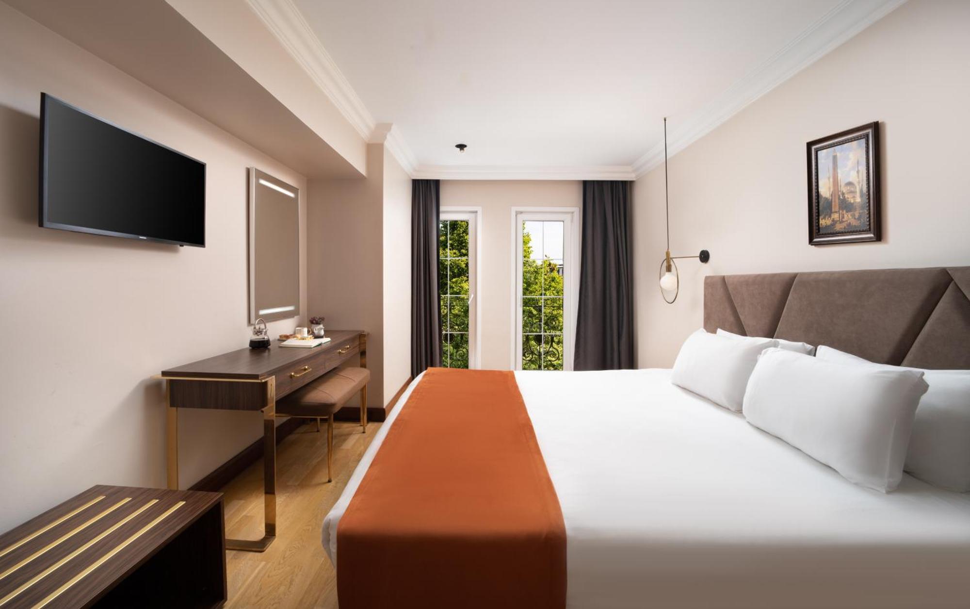 Superior Double or Twin Room,1204245733:JPEG