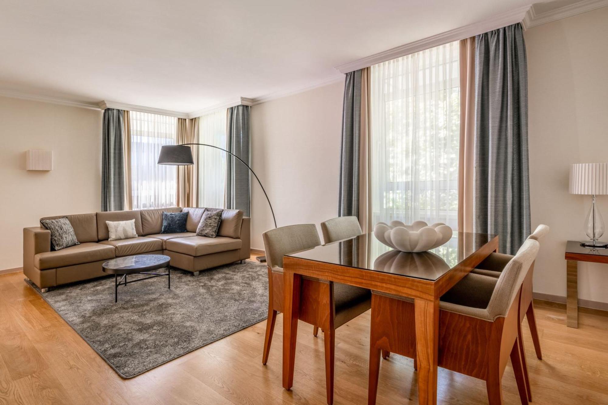 Schwabing Suite,1644406107:JPEG