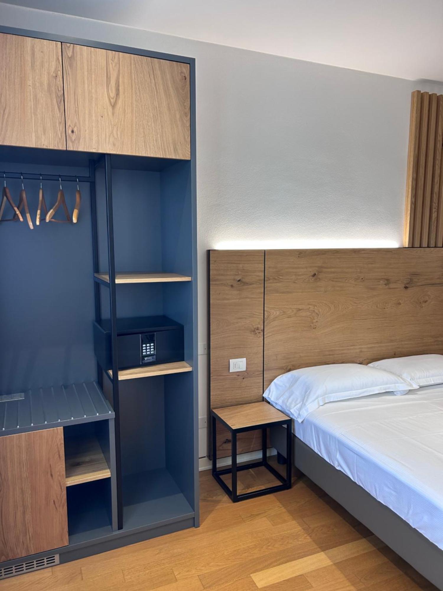 Queen Suite Two Sofa Beds Two Terraces Private Pool Non-Smoking,1668056611:JPEG