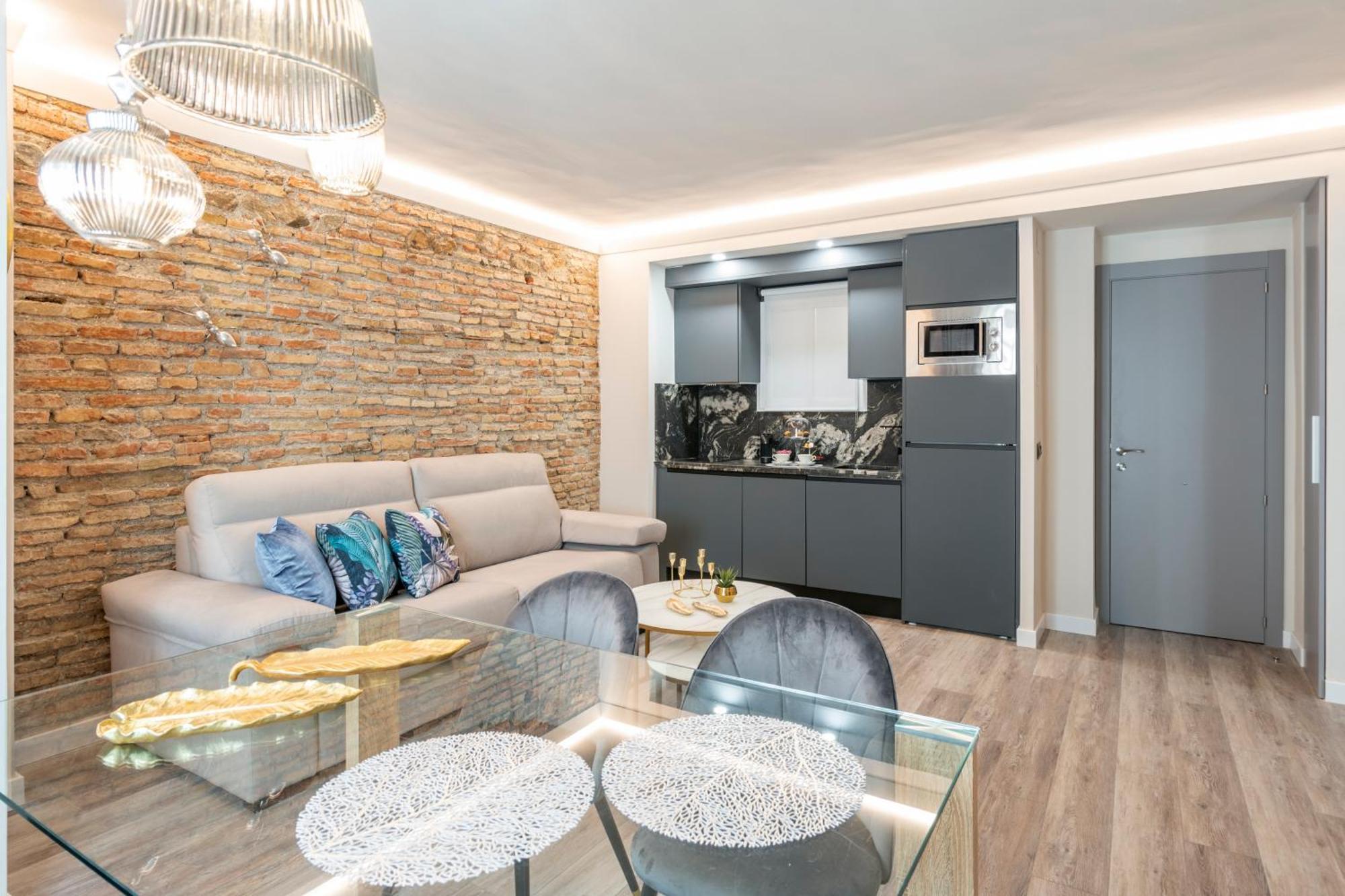 Deluxe Apartment Annex