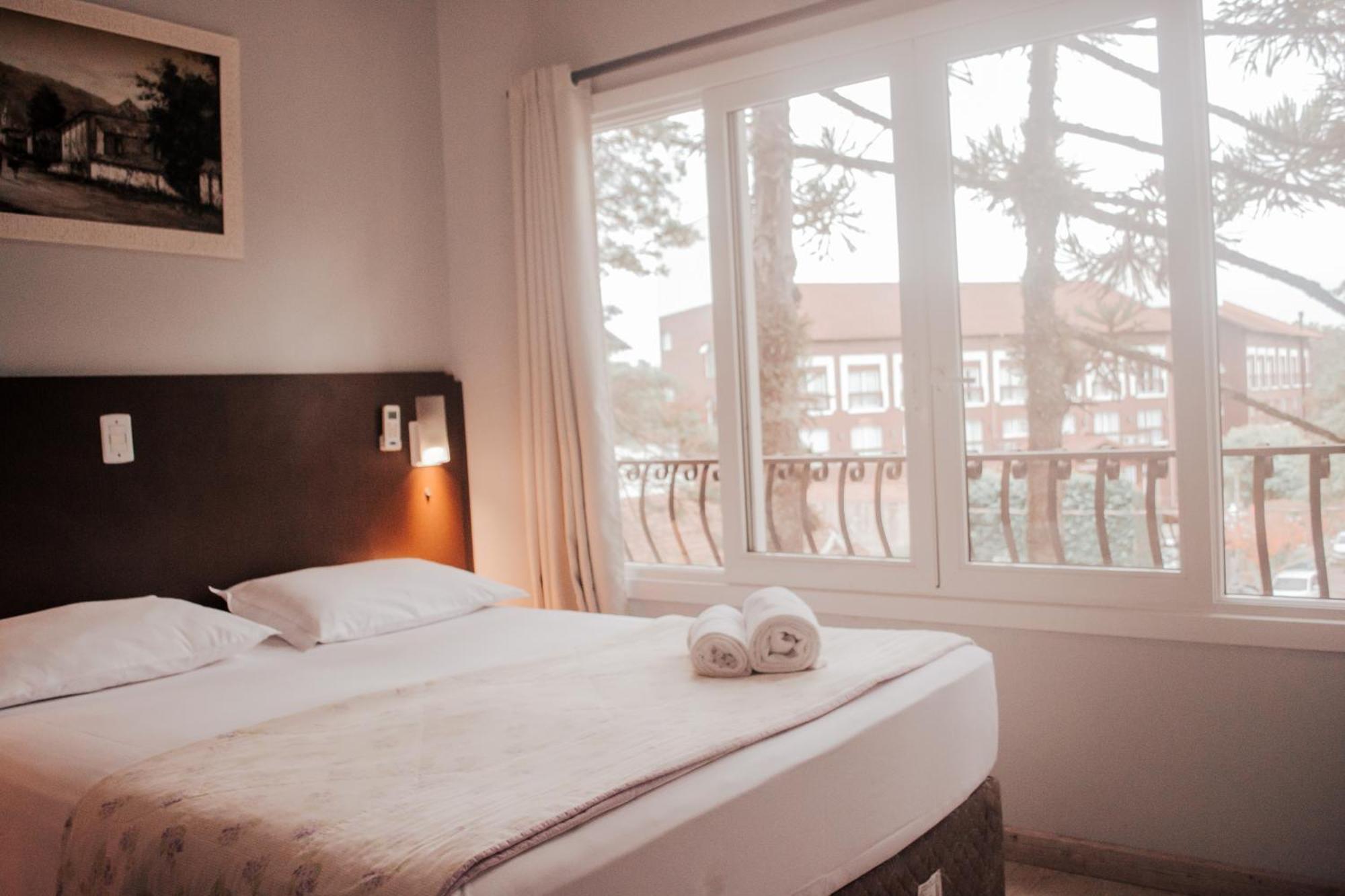 Deluxe Double Room,1552696939:JPEG