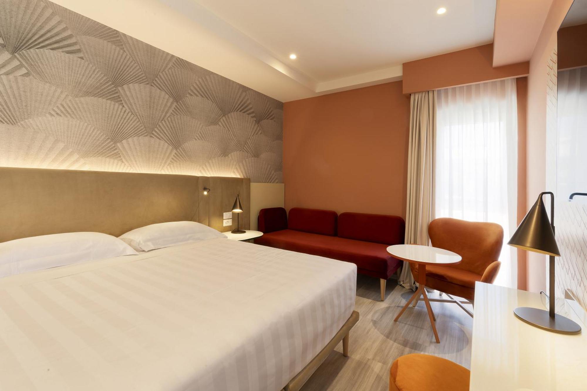 Deluxe Double or Twin Room,1552990402:JPEG