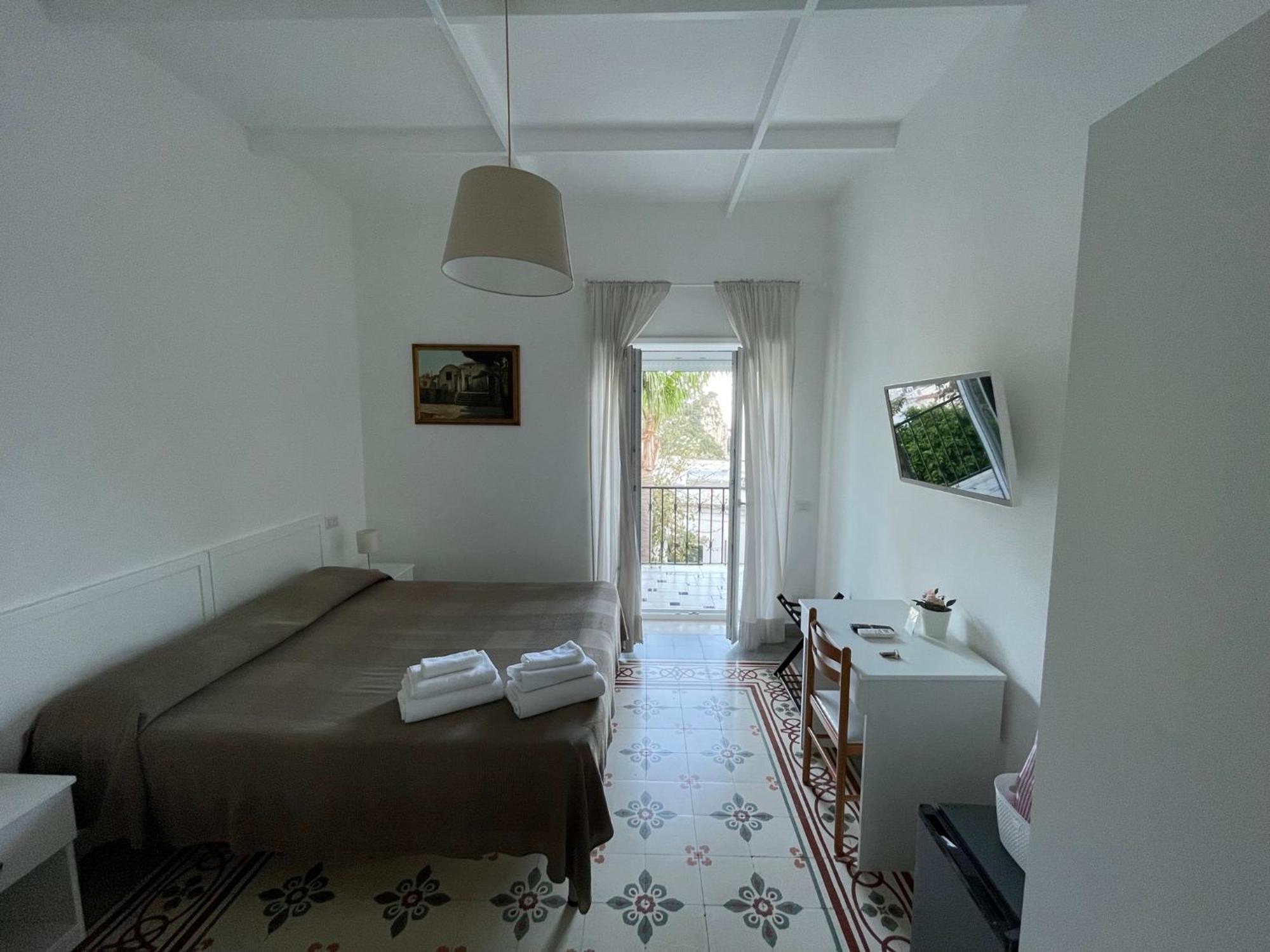 Double or Twin Room Extra Bed,237458333:JPEG