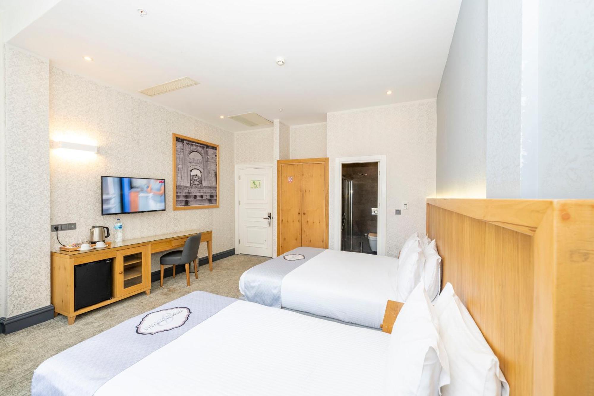 Standard Twin Room,1553171338:JPEG