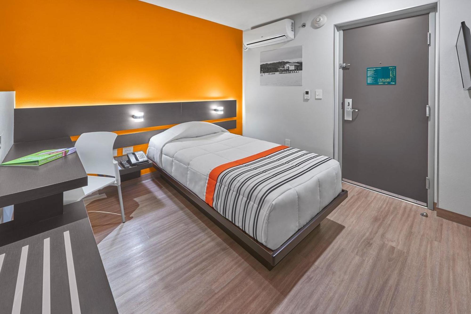 Single Room,1553212153:JPEG