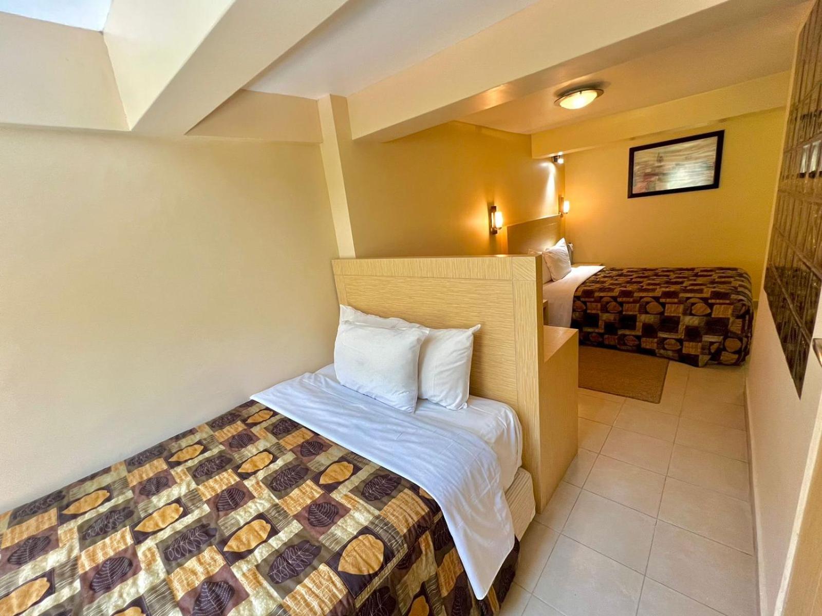 Junior Suite,1553493064:JPEG