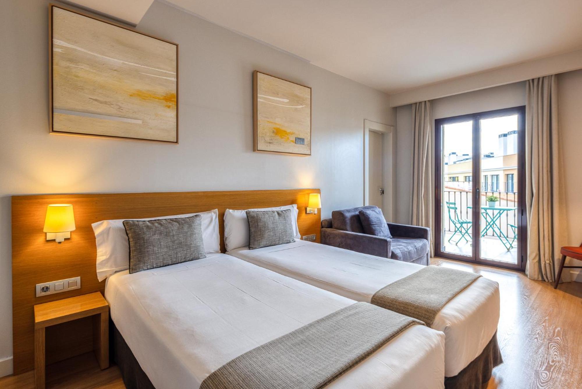 Twin Room Terrace,377893480:JPEG