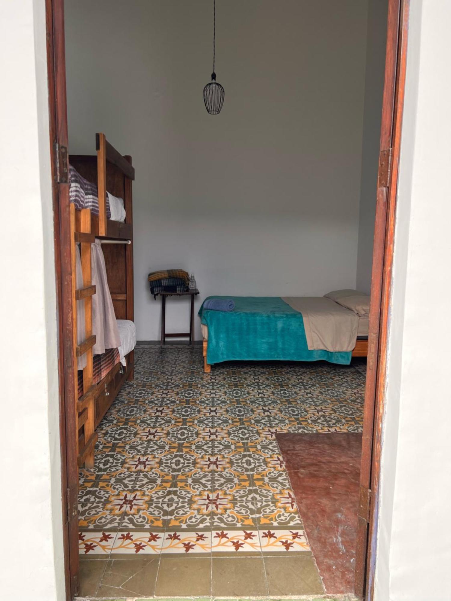 Single Bed Mixed Dormitory Room,1554415522:JPEG
