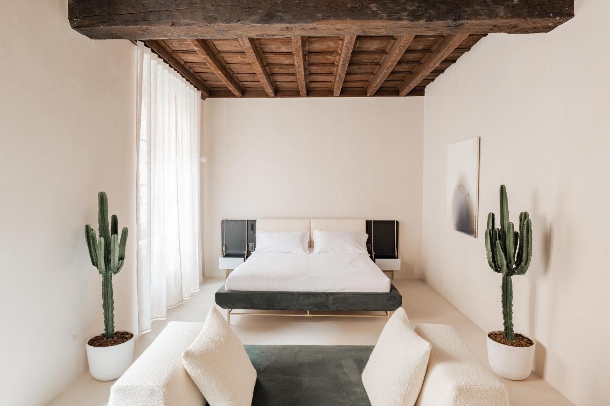 Penthouse Apartment,1554422914:JPEG