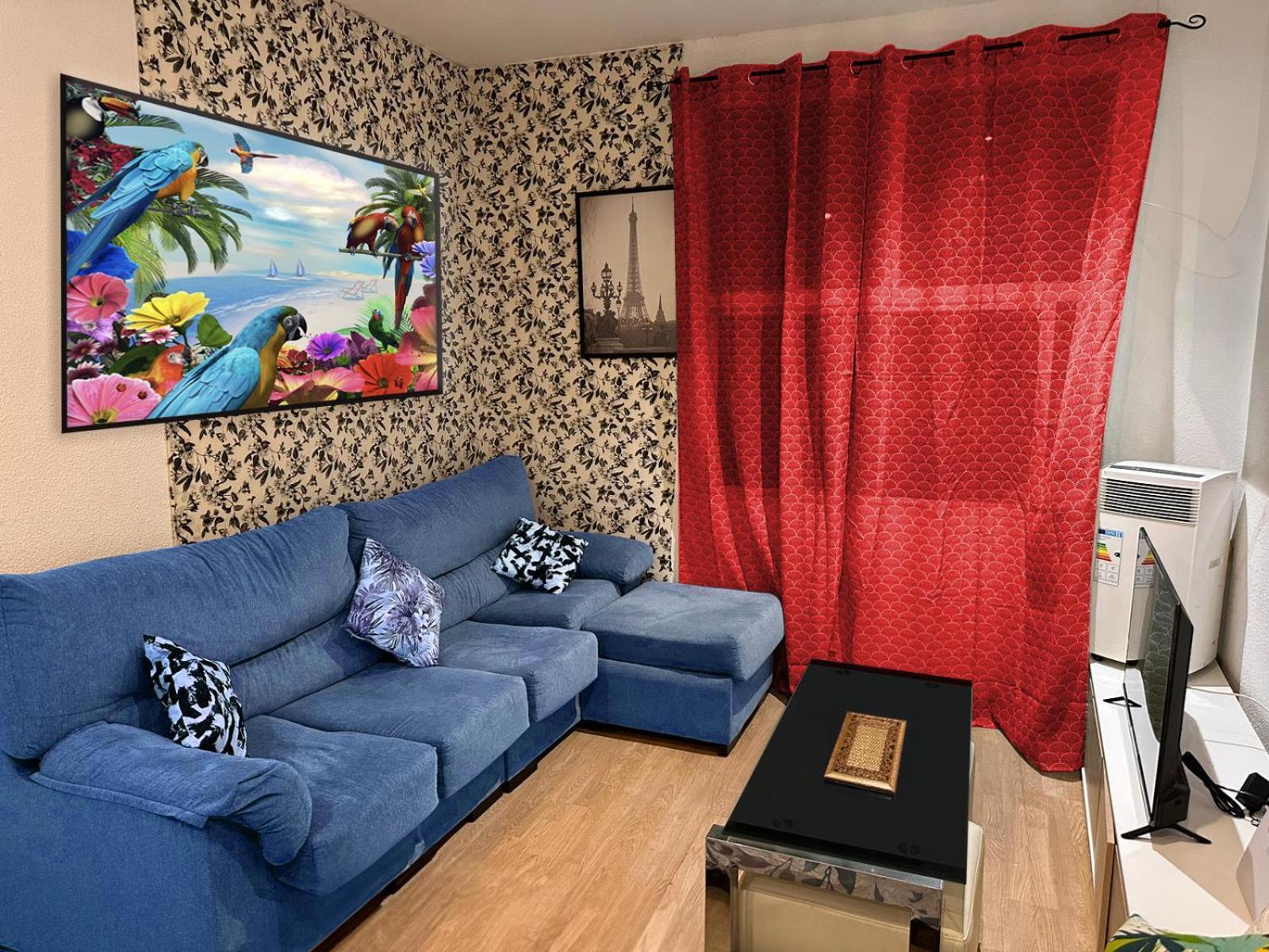 Family Room,1554811000:JPEG