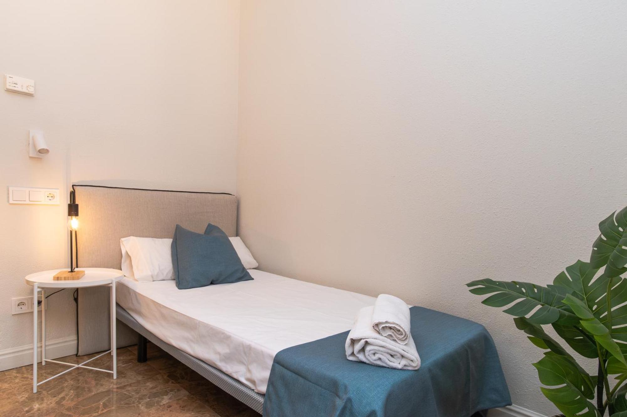 Single Room,1555195300:JPEG