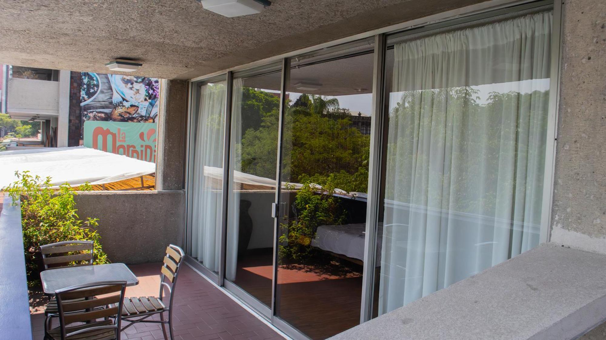 Apartment Balcony,1583193831:JPEG