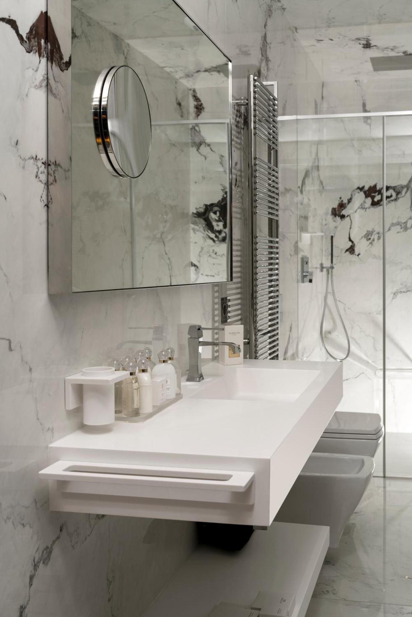 Platinum Suite Terrance Spa Bath