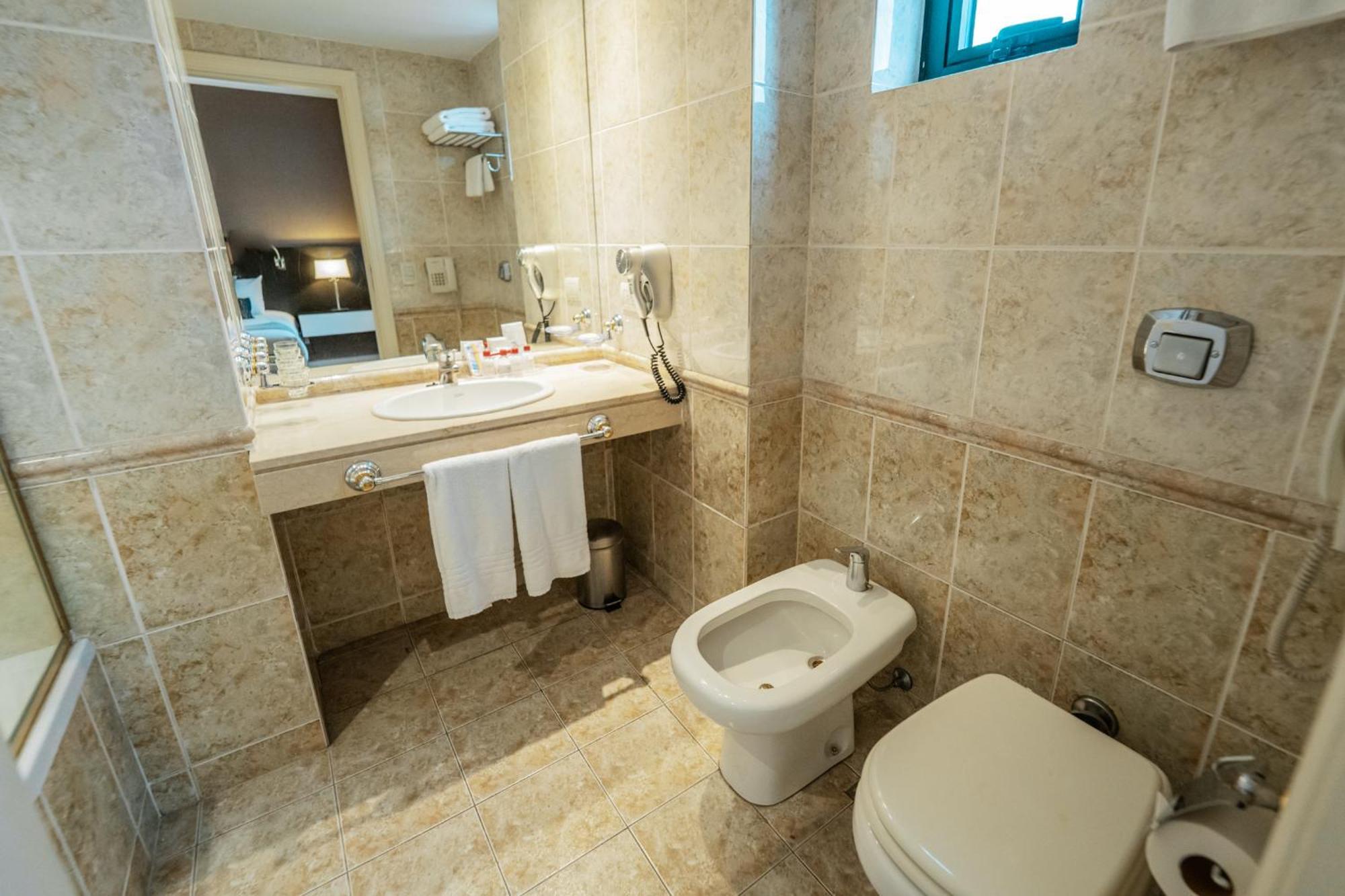 Superior Twin Room,1639553995:JPEG